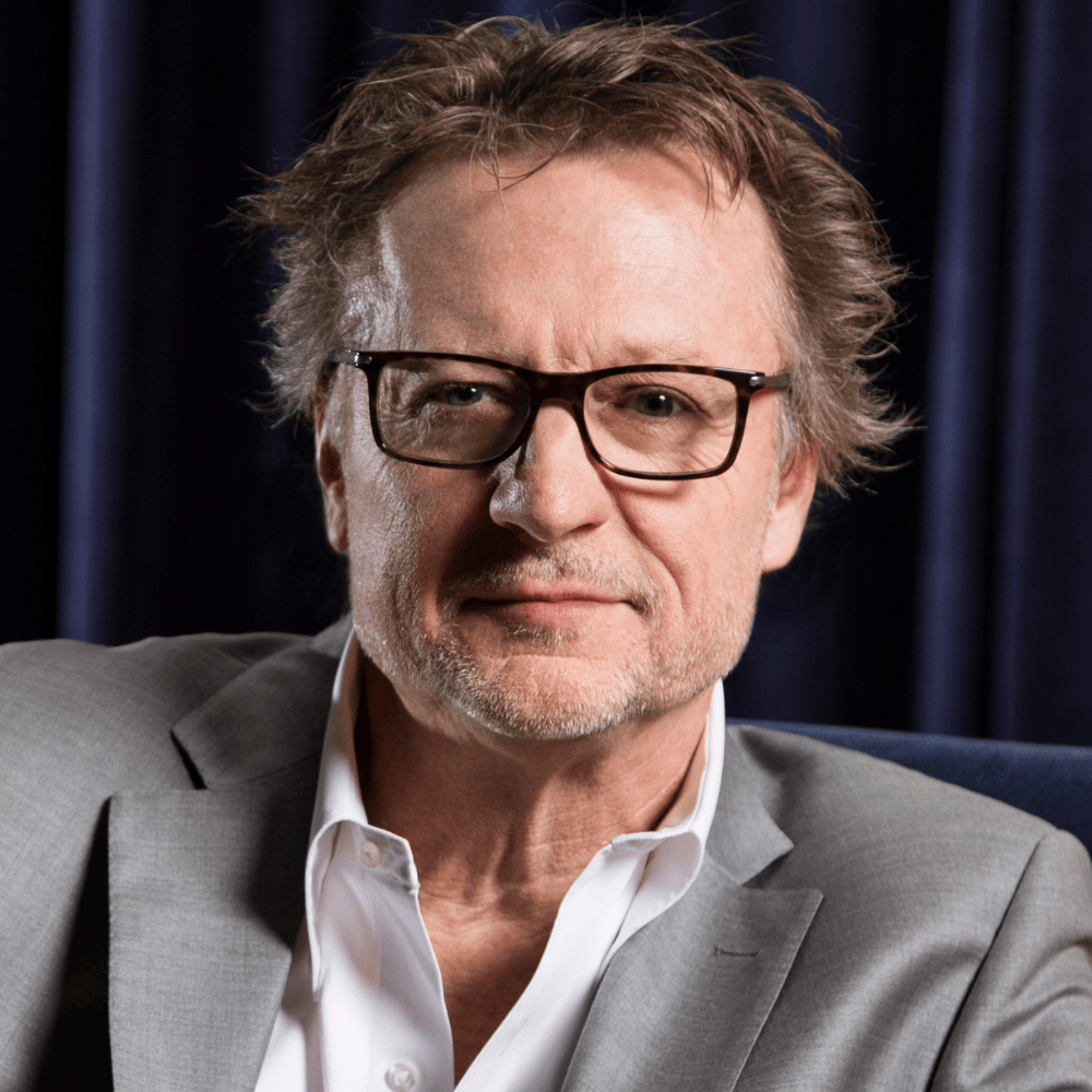 Phil Cooke head and shoulders photo